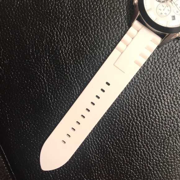 Armani Exchange Watch - Picture 5 of 8